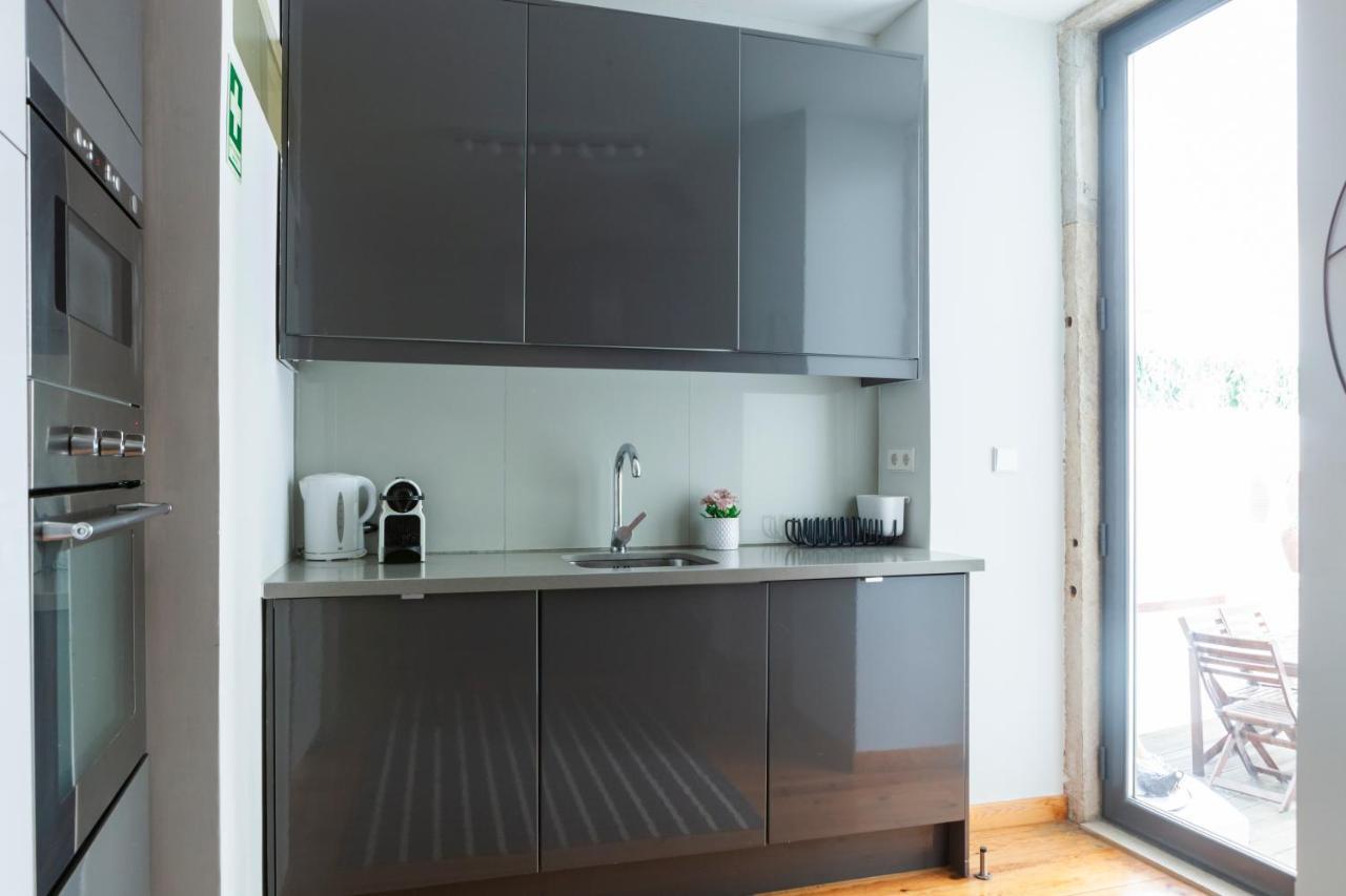 Alfama Terrace Apartment With Authentic XVIII Tiles And Historic Notes 3 Bedrooms & 2 Bathrooms Ac Lisbona Esterno foto