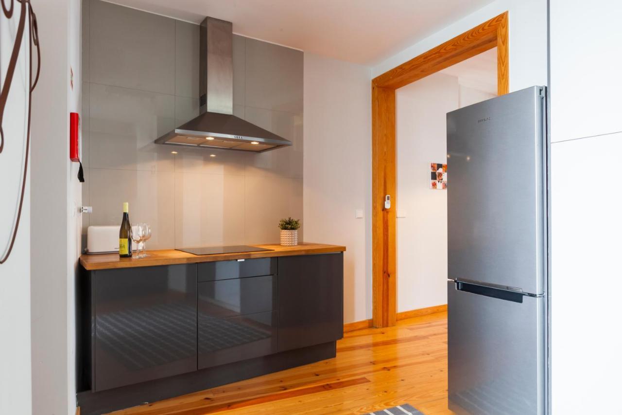 Alfama Terrace Apartment With Authentic XVIII Tiles And Historic Notes 3 Bedrooms & 2 Bathrooms Ac Lisbona Esterno foto